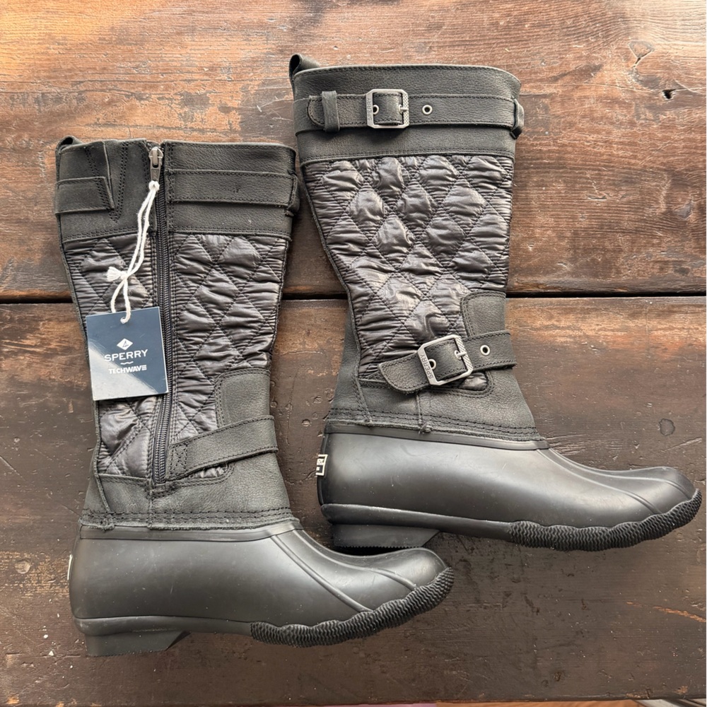 Sperry Black Quilted Women's Boots
